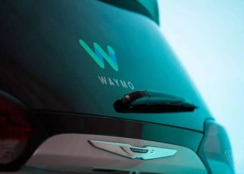 Waymo開始測試自動駕駛卡車