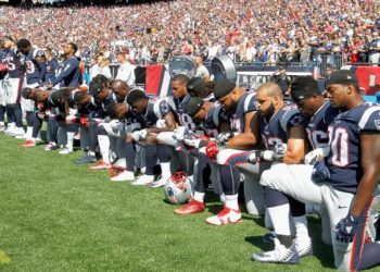 NFL國歌爭議大反轉 川普非首次為國旗奮爭