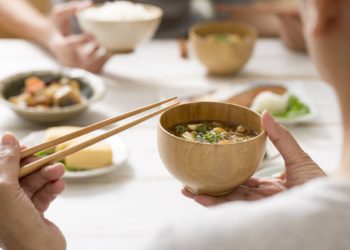 吃飯慢可以年輕