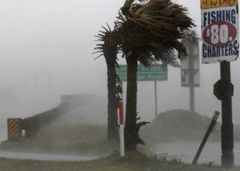 灣區本周暴雨和地震來襲 風雨無情