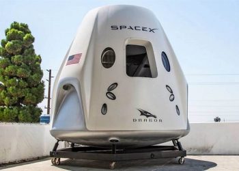 SpaceX 載人太空船測試時爆炸