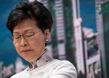 林鄭恐成砲灰？！ 北京欲撤換香港特首