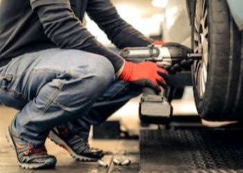 汽車保養有哪些可以自己動手完成的？