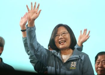 在隔海的香港反送中硝煙中 台灣人民選擇自己的總統