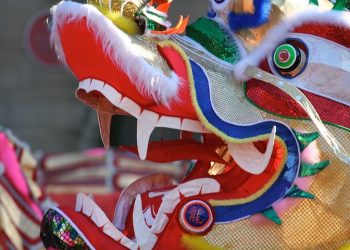 過年了，除了給孩子好吃的外，也要給孩子一些「精神營養」