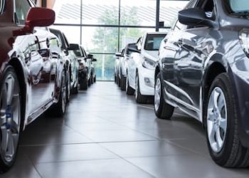 客戶至上，方便第一，免費取車送車，服務上門，紐約車行服務部門火爆