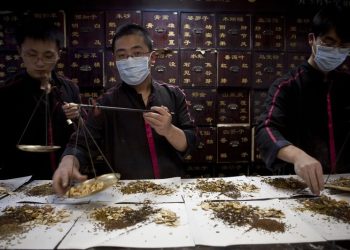 張大龍中醫老師：老年中心發現疑似案例 呼籲緊急關注！