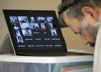 全美多城市教育局禁用Zoom 台灣教育部建議可改用其他軟件