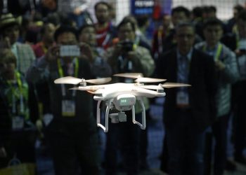 無人機專題，僚機都可以是無人駕駛的！