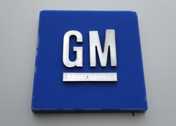 無情的特斯拉成長壓迫通用汽車和其他傳統汽車製造商：尼古拉（Nikola Motors）汽車公司與通用合夥被沽空機構（做空公司）指為詐騙