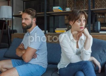漂亮太太不做家務先生是否應該堅持離婚？
