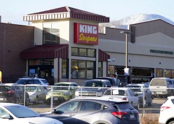 亞裔被襲根源：執法不力+身份政治？