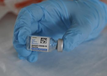 CDC建議再用強生疫苗 比特幣為何價格大縮水