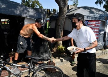 灣區城市響應拜登的計劃 為大量無家可歸者提供住房