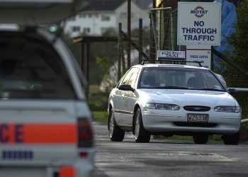 千萬不要在車上放這個！舊金山本月2000起砸車盜竊