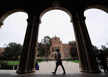 「修復加州教育」民間發起「擇校權」新公投