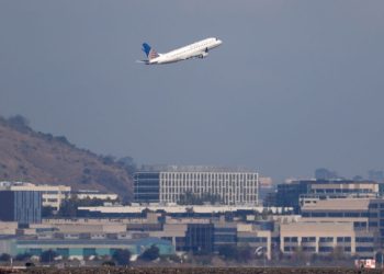 警方在舊金山機場開槍打死一武裝分子