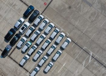 Valley Fair購物中心收停車費引起員工反彈