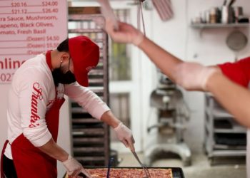 美通脹率飆漲7.5% 國會提案制裁中共高官及親屬