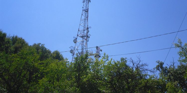 3G基地臺天線（Wikimedia Commons）