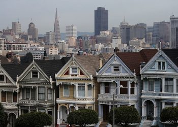 灣區民調:67%的人說更難找到住房