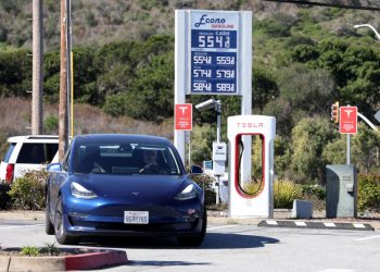 加州計劃四年內將電動車銷量增兩倍