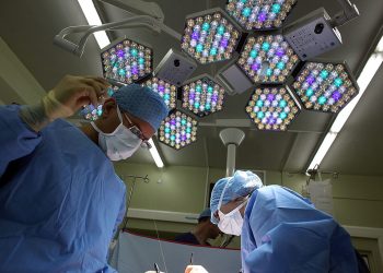 加州提高醫療過失訴訟賠償金上限