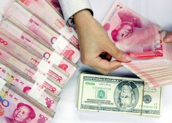 美經濟研究學者：外國投資者正在拋售人民幣 逃離中國