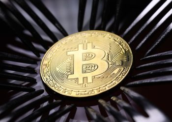 俄國央行：不排除開放比特幣國際結算