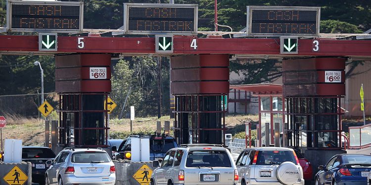 舊金山金門大橋收費站。（Getty Images）