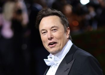 馬斯克終止收購！推特擬提告