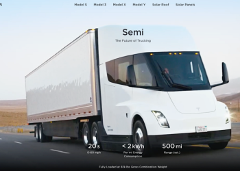 千呼萬喚始出來，5年造一車。特斯拉半掛拖頭 Semi 交貨，百事可樂首家客戶