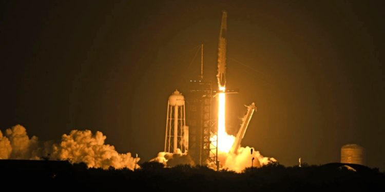 SpaceX火箭於2023年3月在加州的發射。（Getty Images）