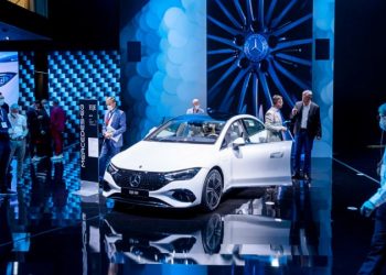 設計不尋常的催化轉換器防盜裝置；慕尼黑車展日本車商缺席，中國大陸廠商蜂擁而來，PK歐洲老牌？SpaceX開發導彈監視衛星劍指中共「東方快遞」