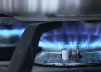 隨著冬天腳步接近，PG&E 提供免費瓦斯器具安全檢查和母火重新點燃