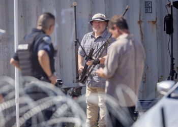 聯邦機構放棄 26 項法律，允許修建邊境牆