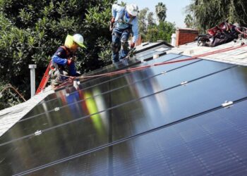 加州批准太陽能發電改革，賣出多餘的電，價格降80%