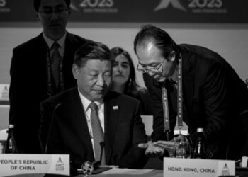 中共僱用歡迎習隊伍內幕；舊金山房屋空置將被課重稅？