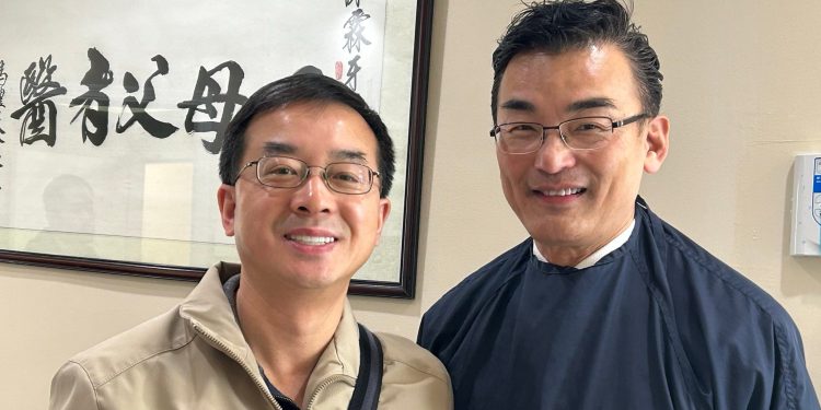 田沐霖醫生（右）。