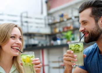 如何能成為閒聊高手？掌握這句短語