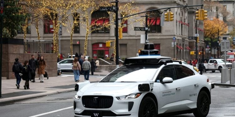 Waymo汽車。（REUTERS）