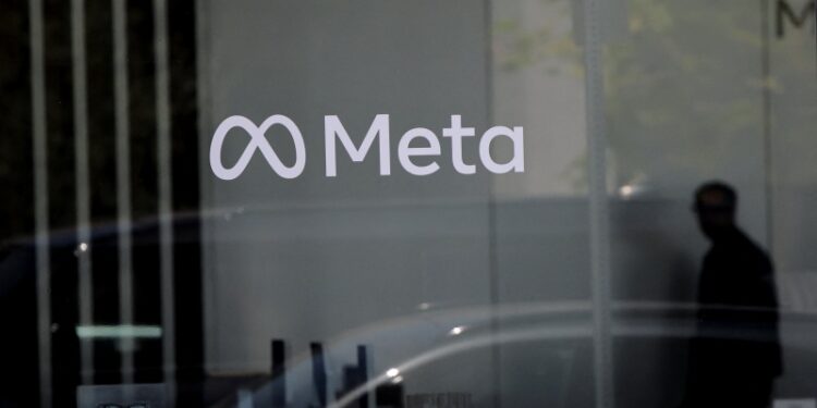 帶有Meta字樣的牆面。（REUTERS）