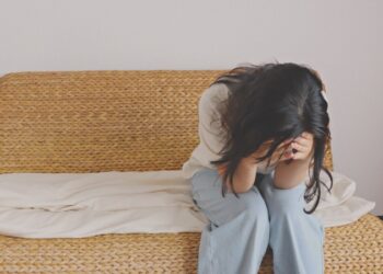 孩子要自殺，究竟是出了什麼問題？——如何解決華人移民孩子心裡問題
