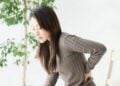 別讓錯誤姿勢“坐”壞你的脊椎——中醫談現代人的脊椎保養